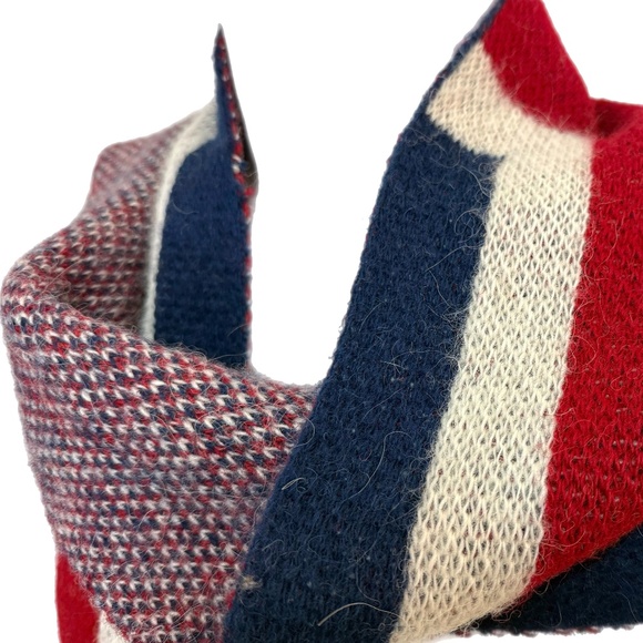 Kidka Iceland Wool Scarf 🇮🇸– Icelandic Flag Pattern – New w/ Tags - Picture 5 of 15